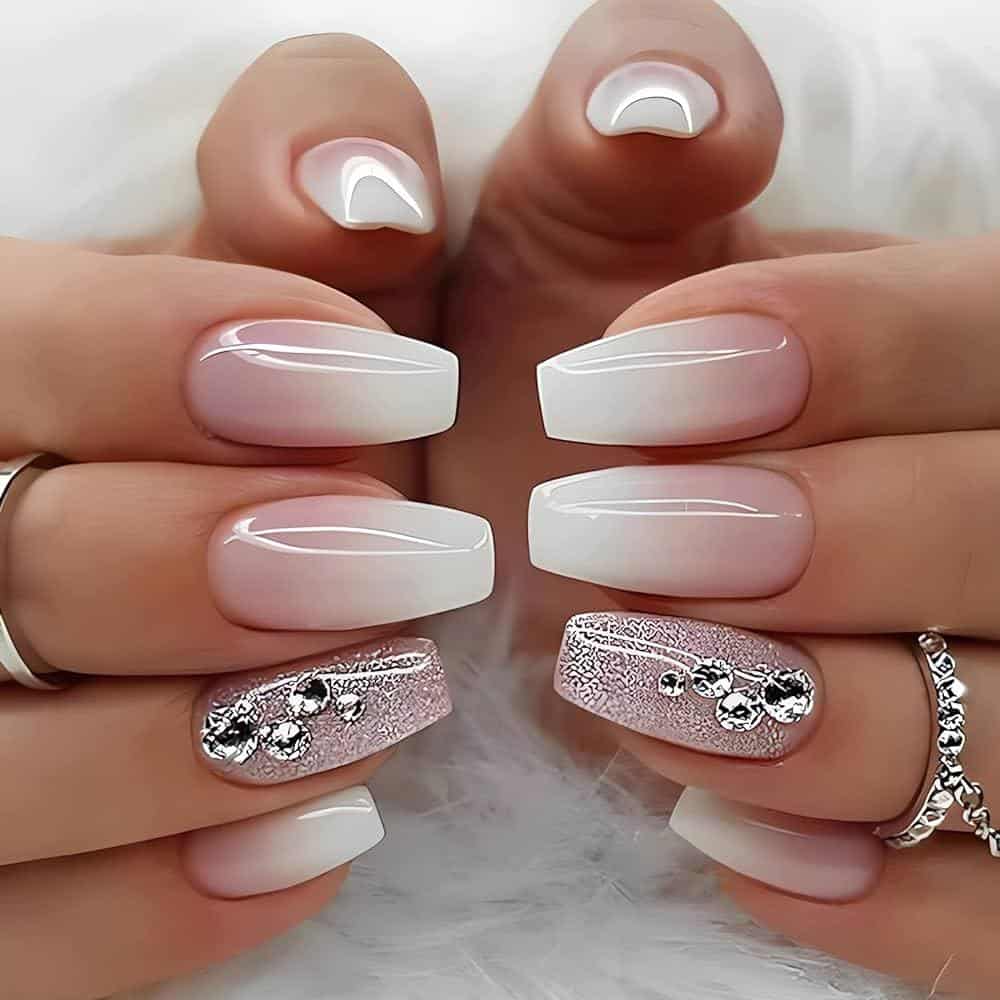 How Long Do Acrylic Nails Last ?  How Long Do Acrylic Nails Last ?
