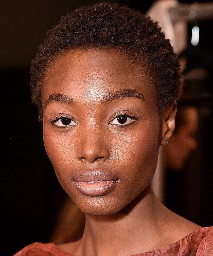How To Relieve Dry Lips ? How To Relieve Dry Lips ?