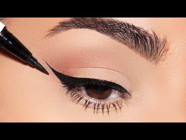 How To Do Wings On Eyeliner ? How To Do Wings On Eyeliner ?