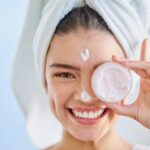 How To Apply Skin Care Products ?