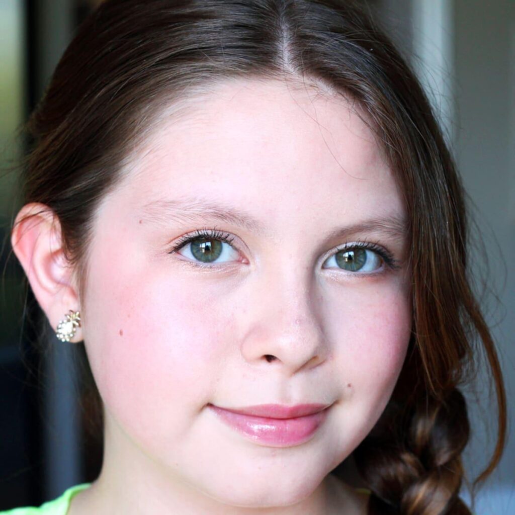 Should 11 Year Olds Wear Makeup ?