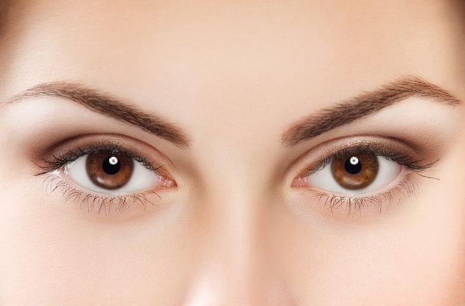 What Colour Mascara For Brown Eyes ?