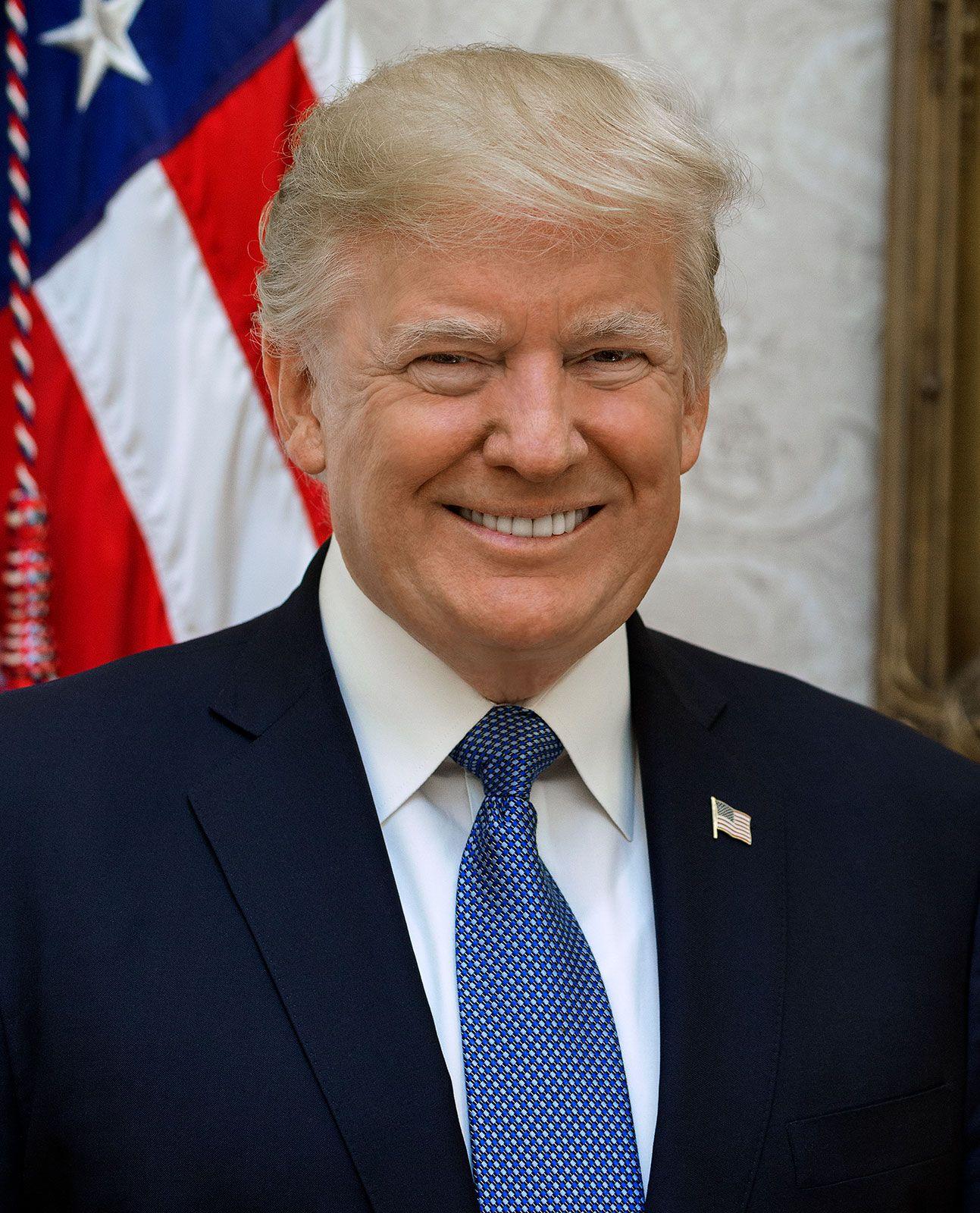 Does Donald Trump Wear Makeup ? Does Donald Trump Wear Makeup ? Does Donald Trump Wear Makeup ? Does Donald Trump Wear Makeup ?