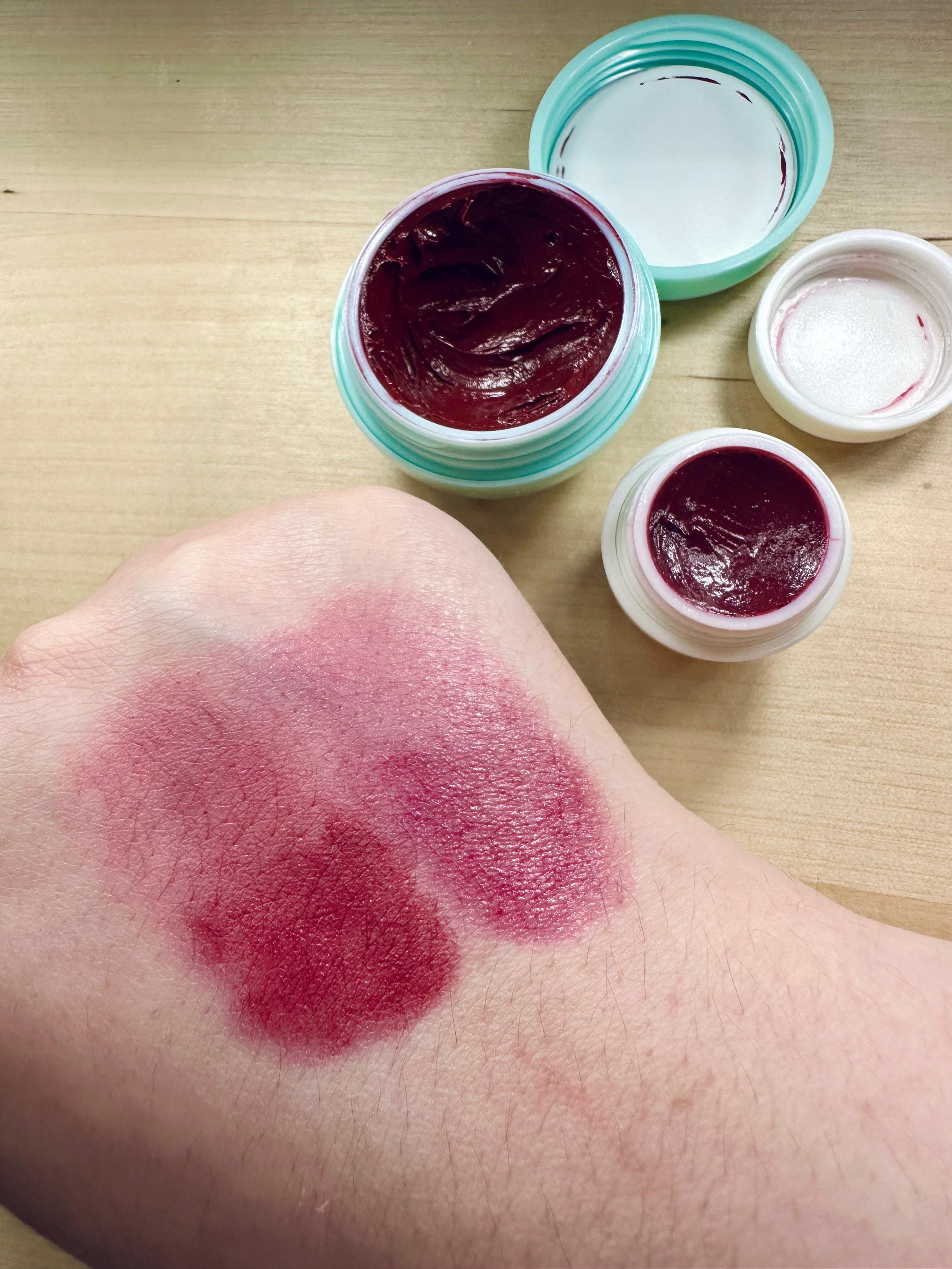 Can You Put Lipstick Over A Lip Balm ? Can You Put Lipstick Over A Lip Balm ? Can You Put Lipstick Over A Lip Balm ? Can You Put Lipstick Over A Lip Balm ?