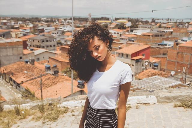 Do Girls Like Curly Hair ? Do Girls Like Curly Hair ?