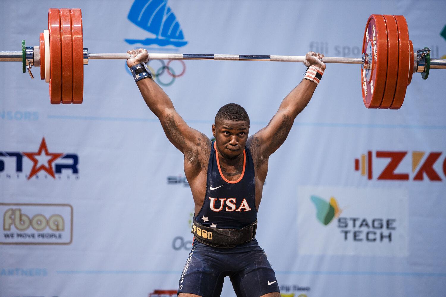 Does Weightlifting Cause Hair Loss ? Does Weightlifting Cause Hair Loss ?