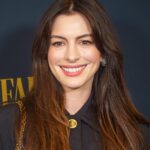Does Anne Hathaway Have Curly Hair ?