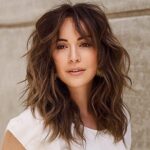How To Cut Wavy Hair ?