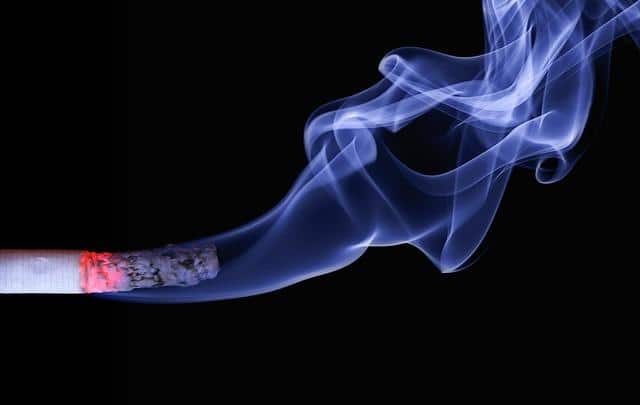 Does Vaping Cause Hair Loss ? Does Vaping Cause Hair Loss ?