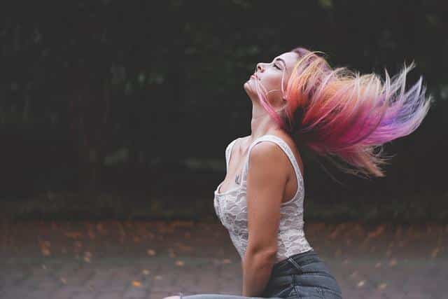 How To Grow Out Hair Color ?